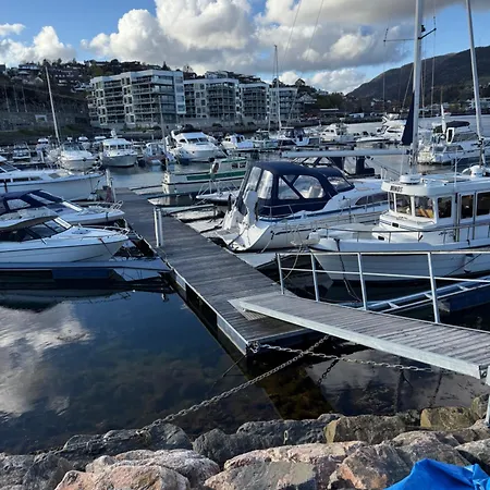 Modern In Near Bergen Apartman